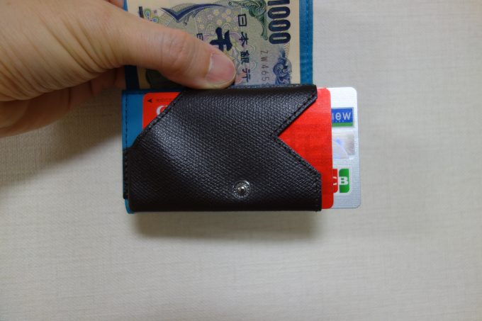 カードをずらして取り出す、abrasus（アブラサス）小さい財布